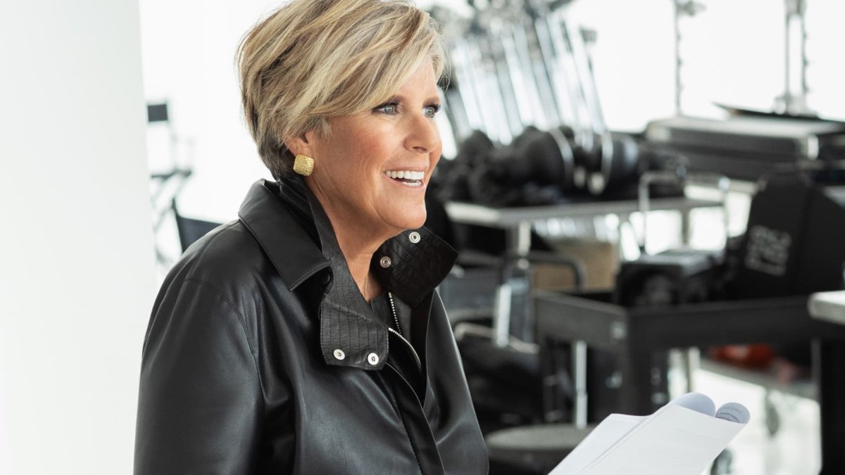 Suze Orman hates when you redo your budget each January: 'If you restrict,' you'll eventually 'explode' – NBC 7 San Diego - Vimarsana News