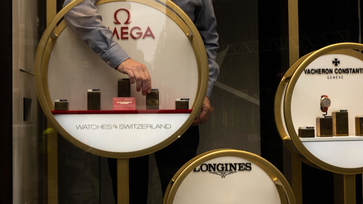 Watches of Switzerland shares plunge 28% after guidance cut - Vimarsana News