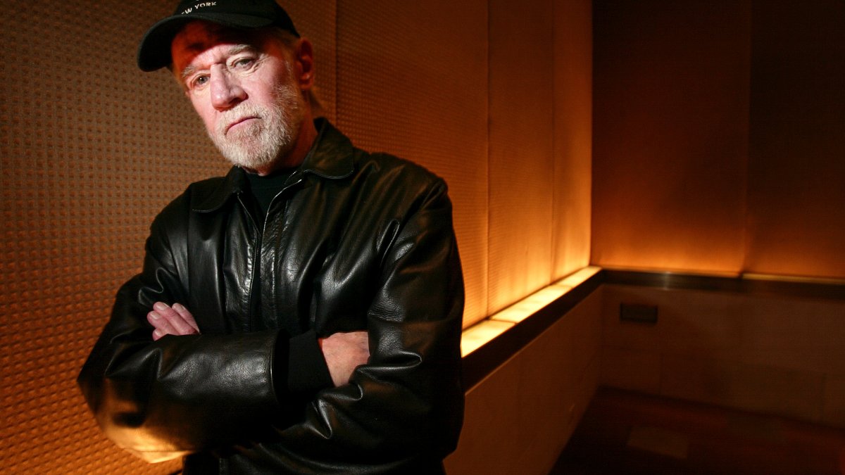 George Carlin estate sues over fake comedy special apparently AI generated – NBC 7 San Diego - Vimarsana News