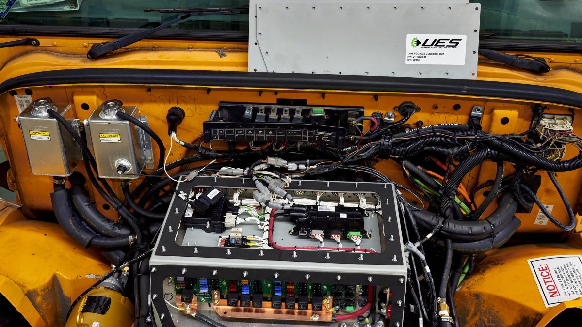 Wheels on San Diego Unified's new buses will use electricity to go round and round - Vimarsana News