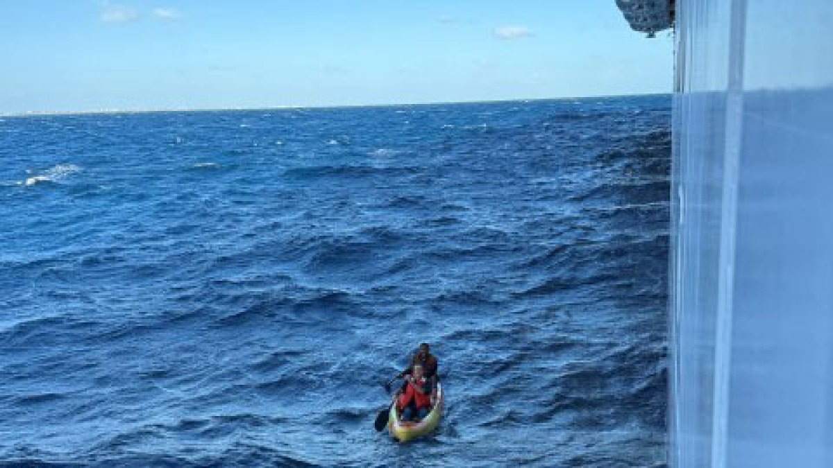 Two men stranded in the Gulf of Mexico rescued by Carnival cruise ship ...