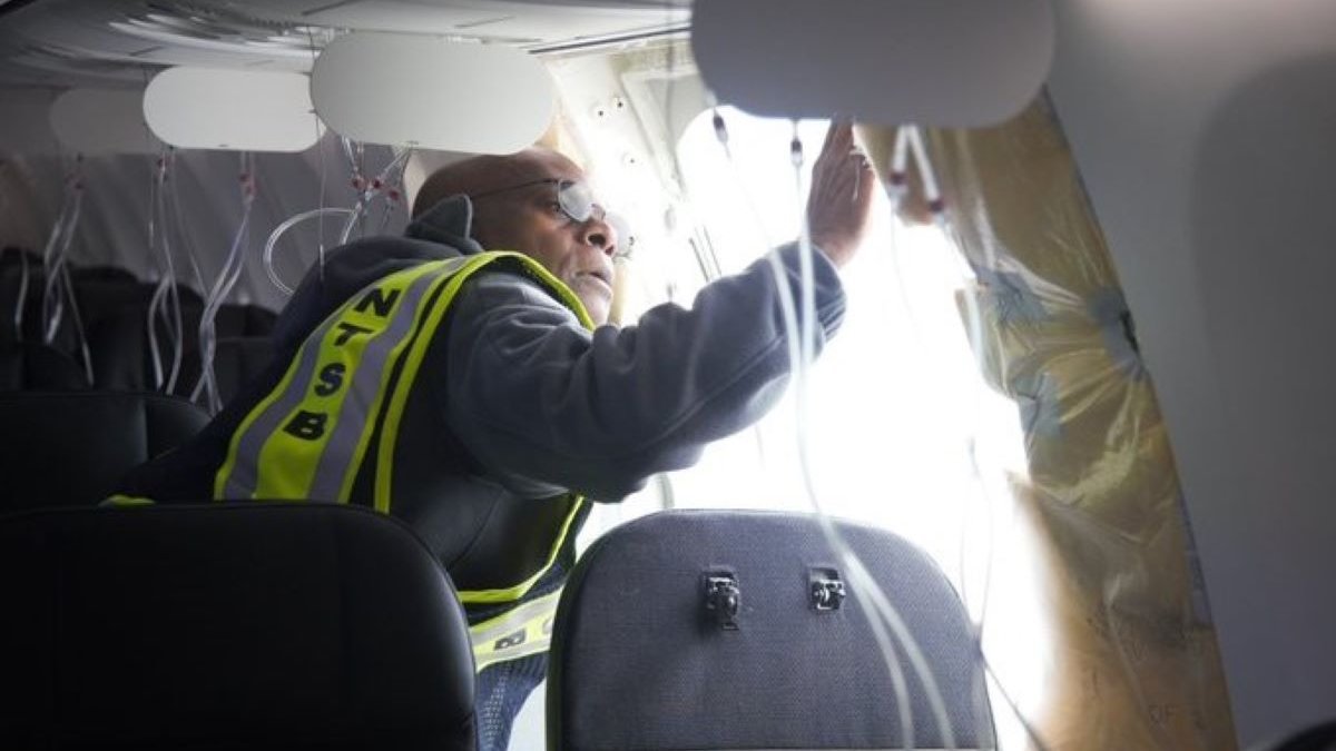 What happened to Alaska Airlines Flight 1282? – NBC 7 San Diego - Vimarsana News