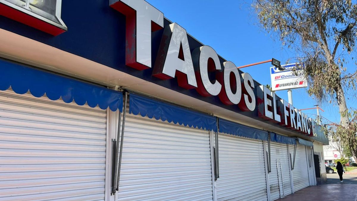 An older image of the Tacos El franc⁤ location in Tijuana.