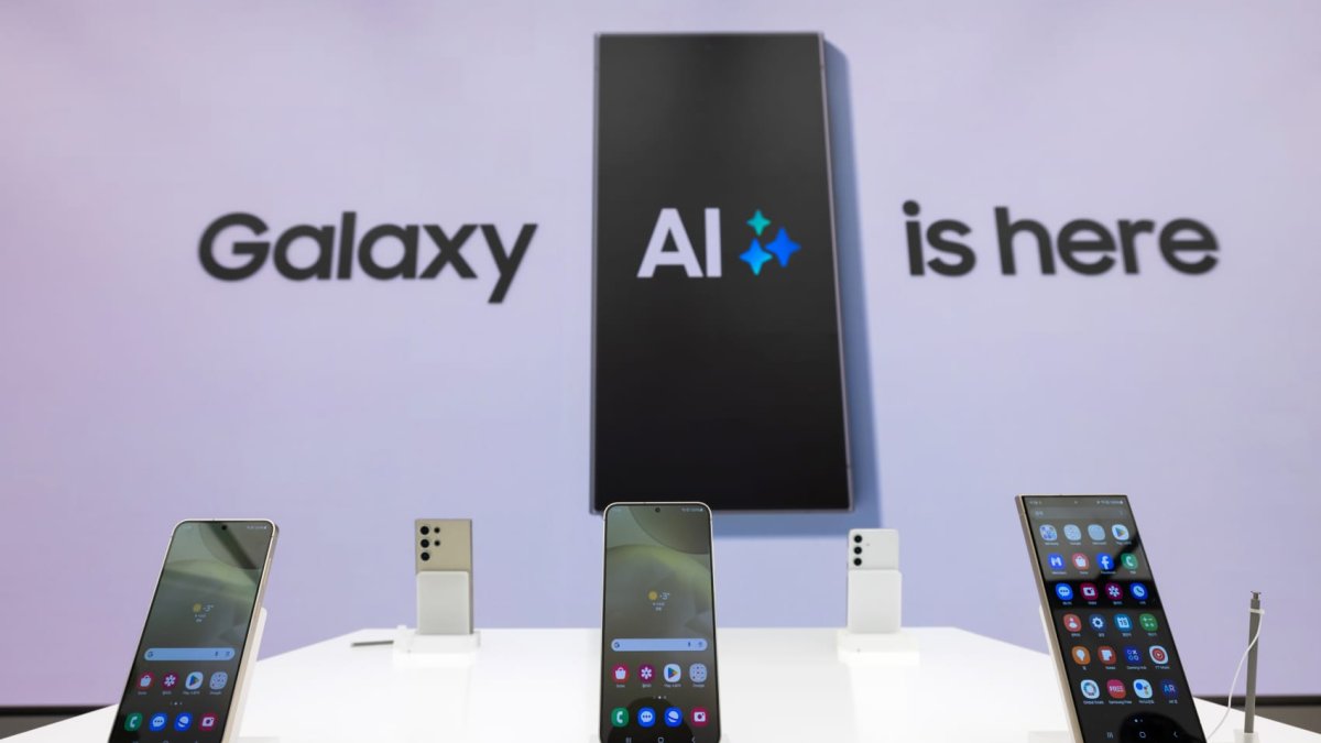 Smartphone giants like Samsung are going to talk up 'AI phones' this year — here's what that means – NBC 7 San Diego - Vimarsana News