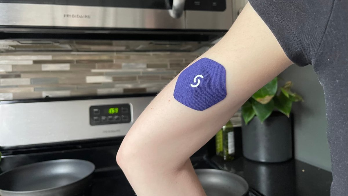 Capoot Signos uses a glucose monitor patch and AI to help you eat healthier ...