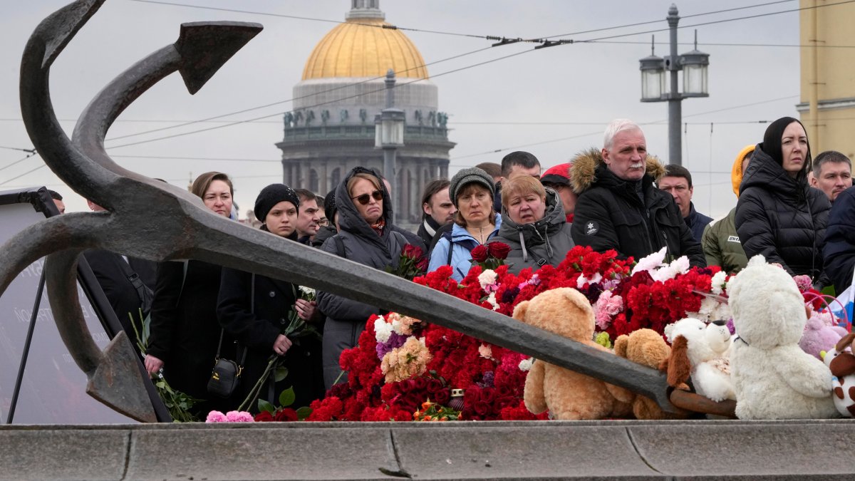 Some still unsure if loved ones survived Russian concert attack – NBC 7 San Diego - Vimarsana News