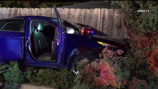 A man was found with a gunshot wound in a crashed car in Oak Park. A homicide investigation was launched.