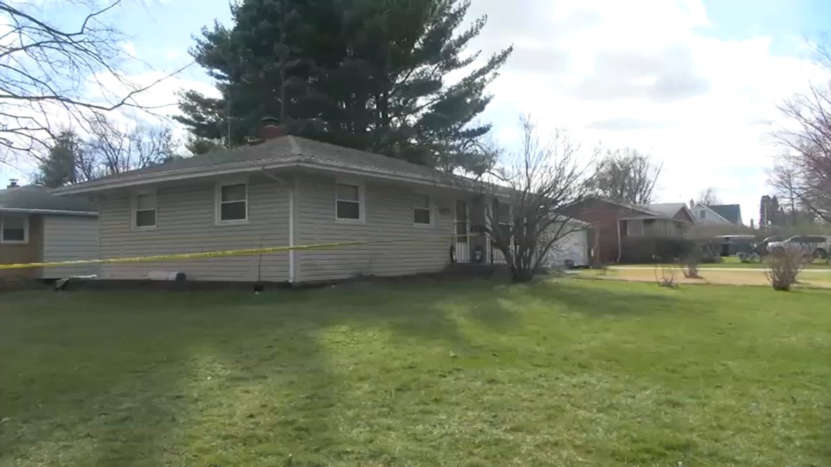 Rockford stabbing rampage terrorized homes, teen girls' sleepover – NBC 7 San Diego - Vimarsana News