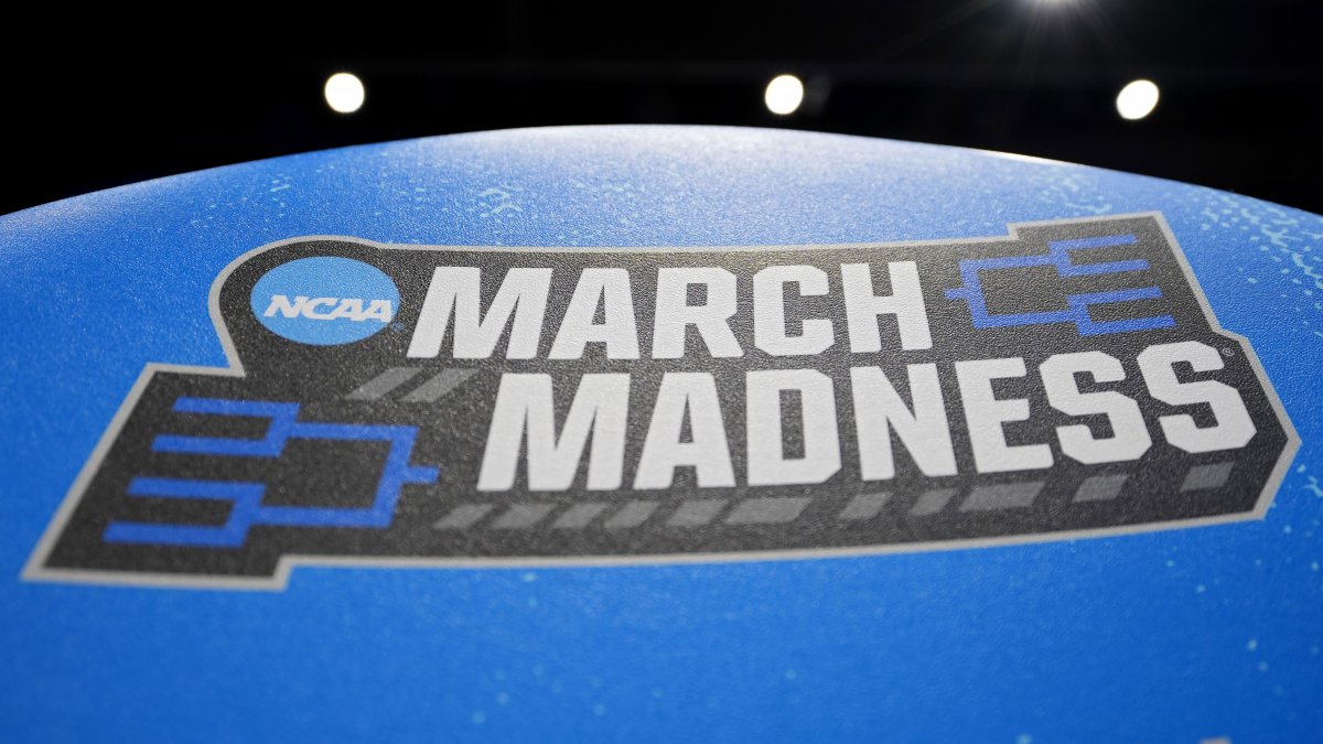When do March Madness brackets close? Here are the 2024 deadlines NBC