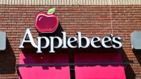 Applebee's is giving away free wings this week. Here's how to get yours