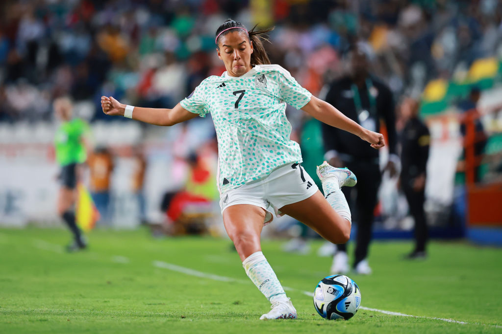 San Diego Wave FC acquires Mexican-American soccer star María
Sánchez