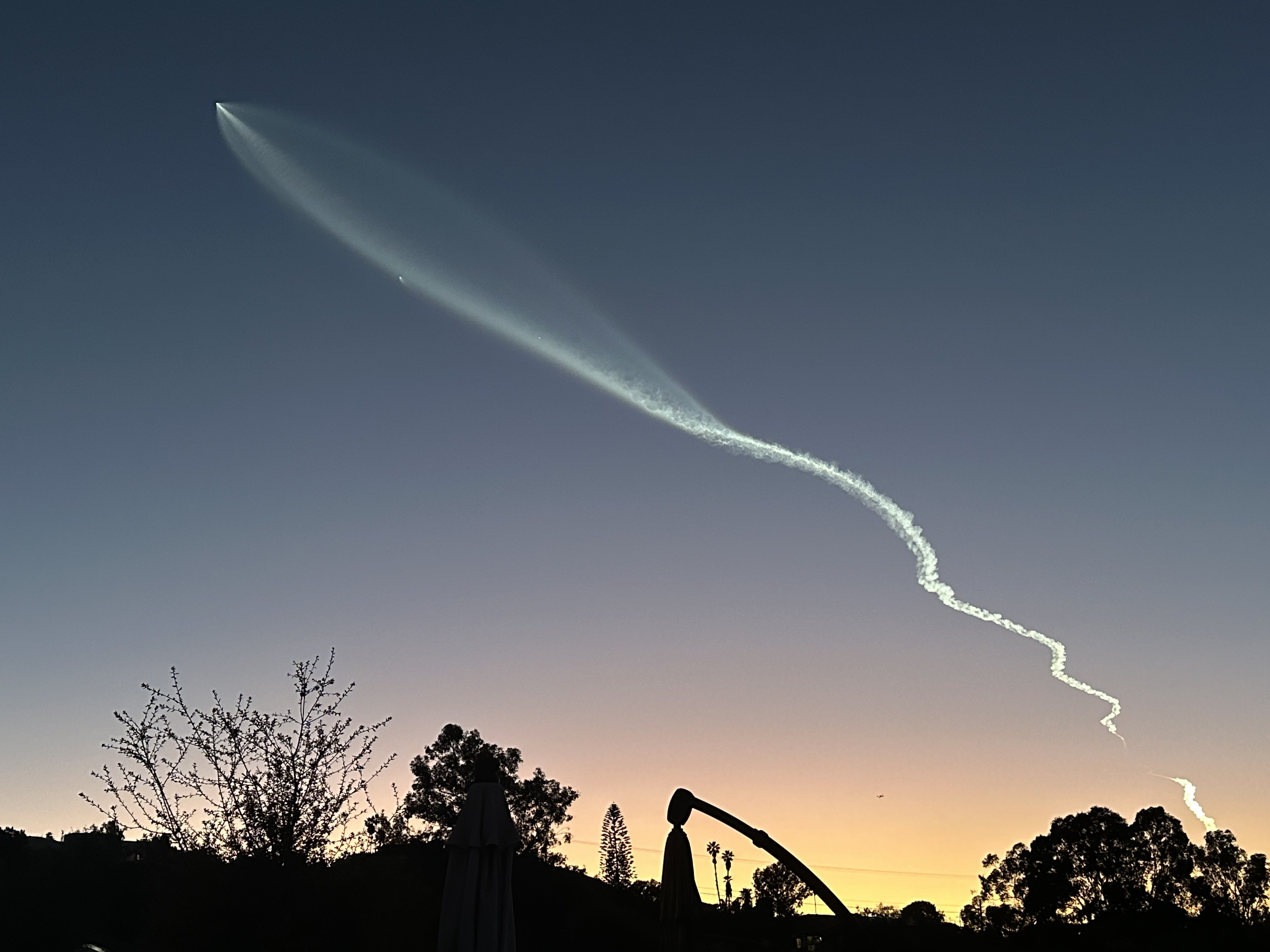 San Diego mira hacia arriba cuando el cohete SpaceX se lanza hacia el cielo – NBC 7 San Diego