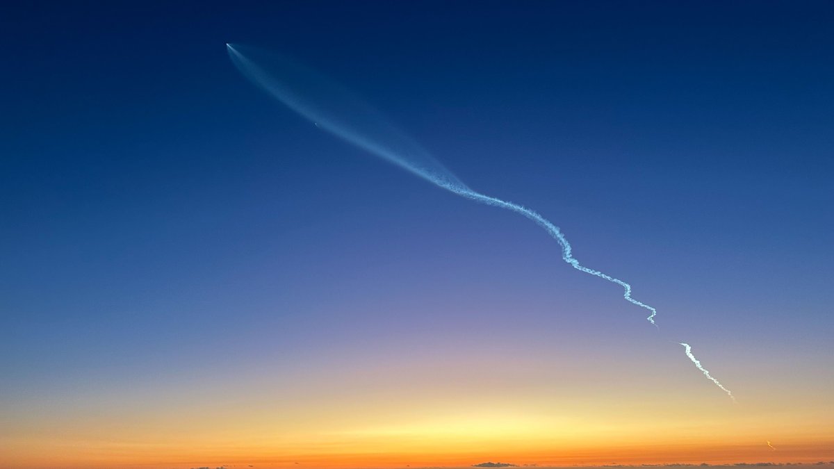 San Diego gazes up as SpaceX rocket launches into sky – NBC 7 San Diego - Vimarsana News