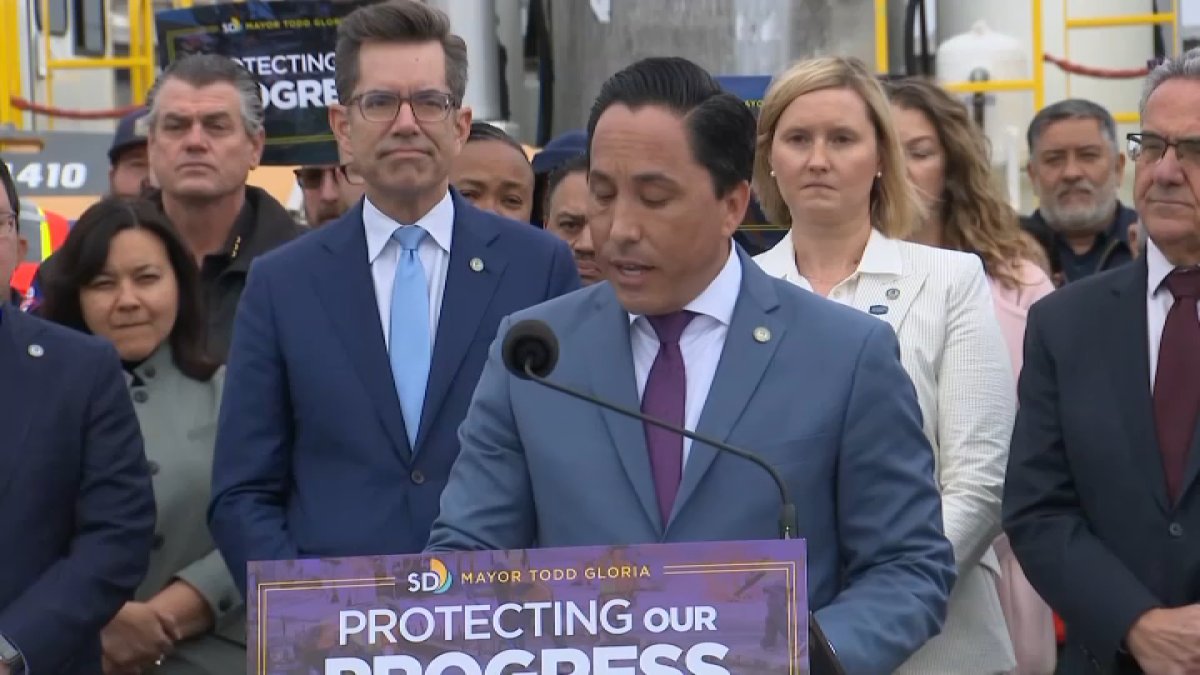 Mayor reveals 5.65 billion budget, cuts to prevent service