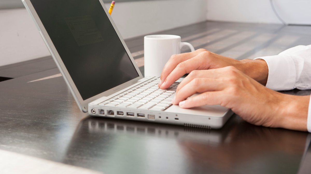 Simple ways to spot scams as fraud losses soar