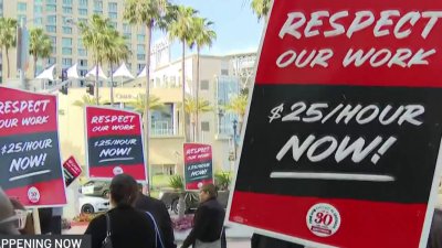 San Diego hospitality, service workers rally for $25 minimum wage
