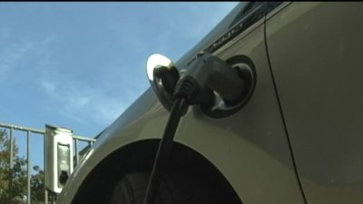 Hundreds of EV chargers coming to San Diego