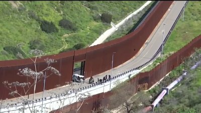 San Diego reps frustrated as latest border reform bill fails