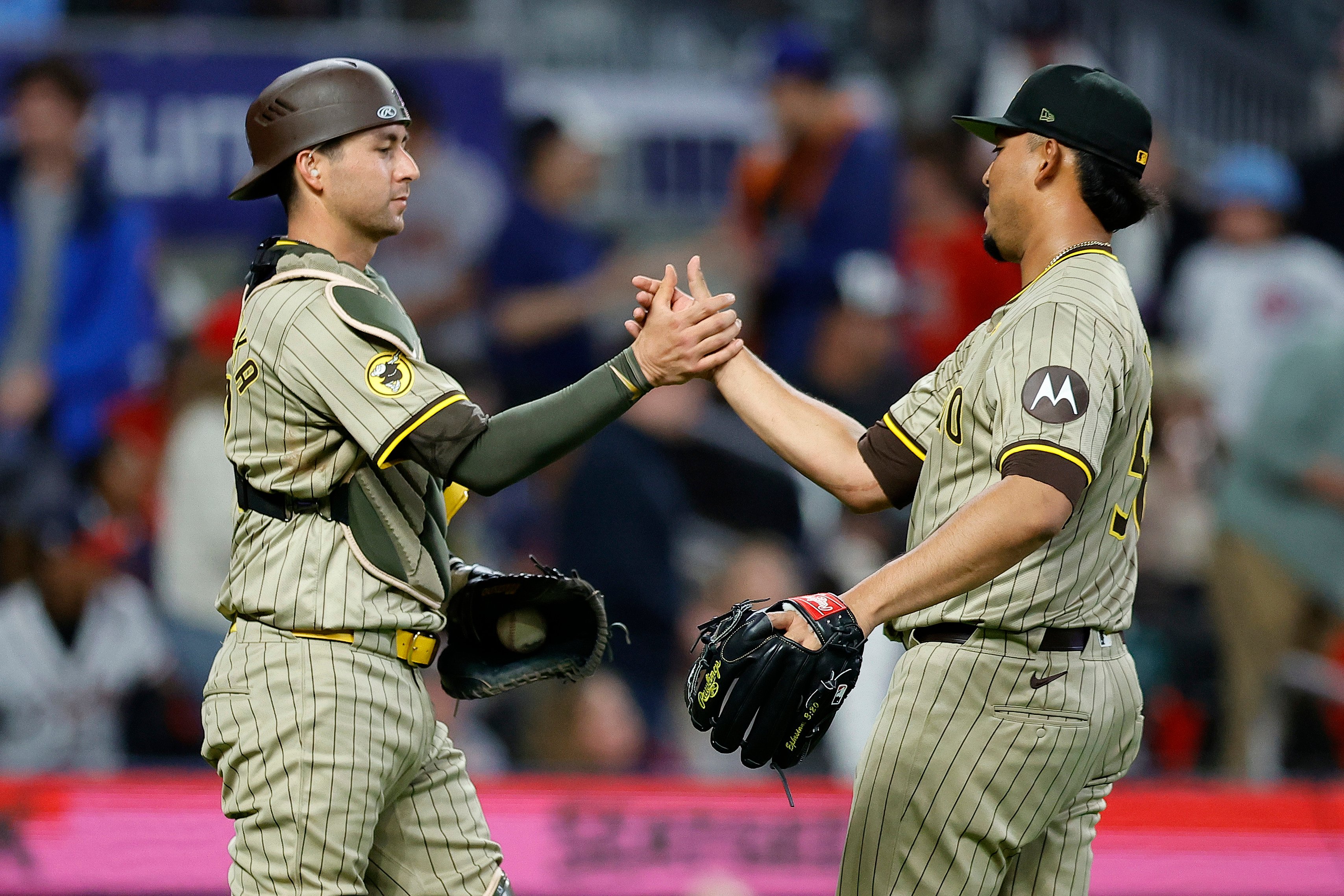 Padres recover from being swept by taking opener against Braves in Atlanta - Vimarsana News