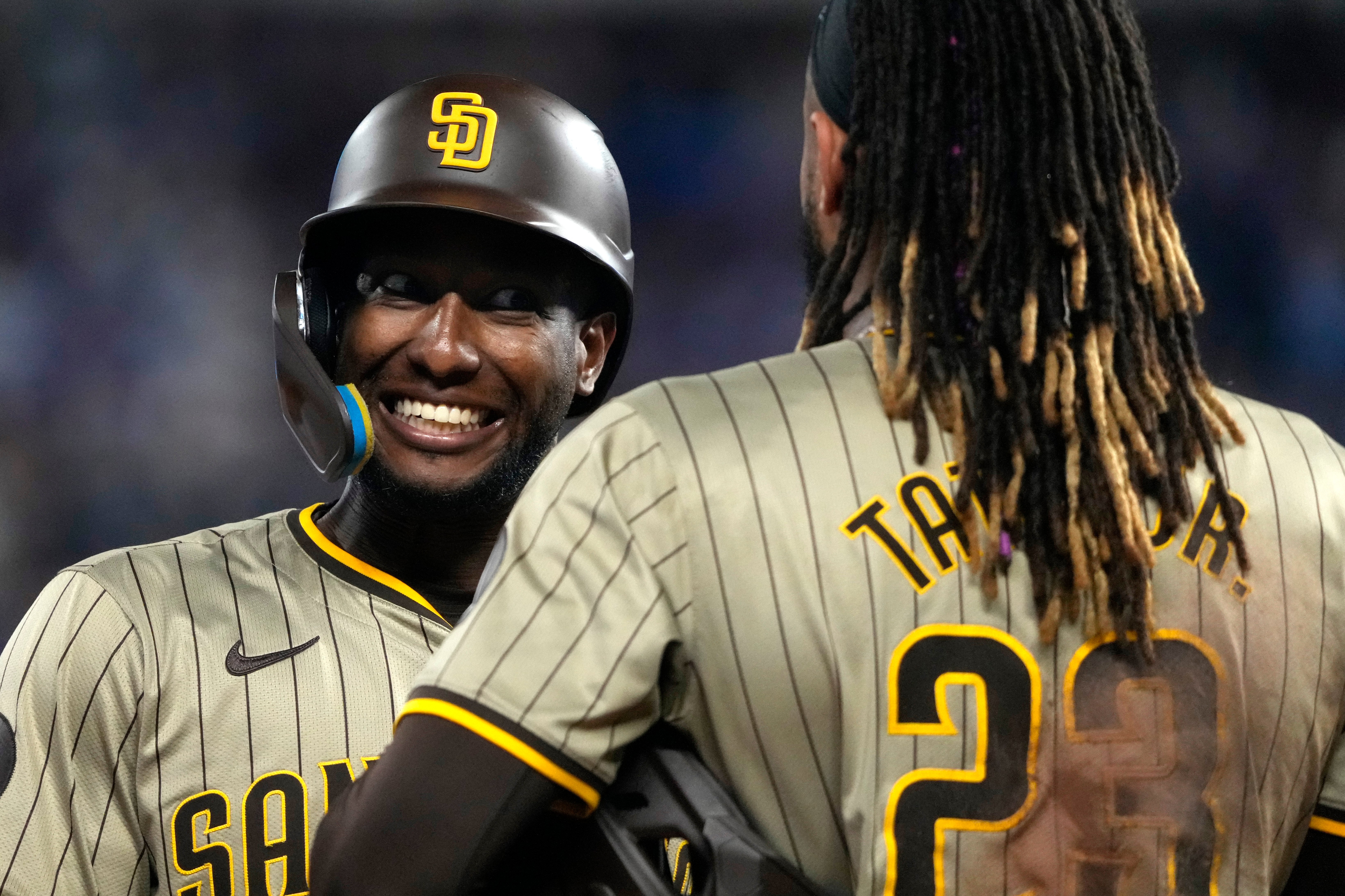 San Diego Padres use 9-run 8th inning to blow out Royals in Kansas City – NBC 7 San Diego - Vimarsana News