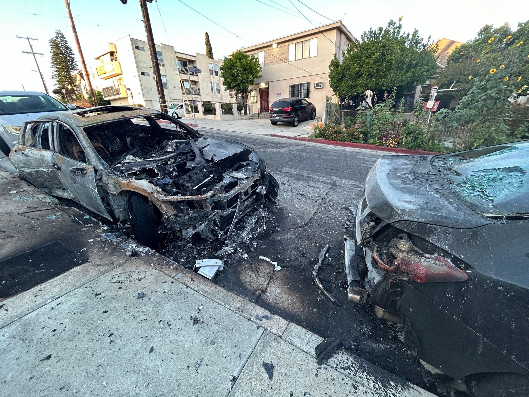 4 cars torched in Chinatown – NBC 7 San Diego - Vimarsana News