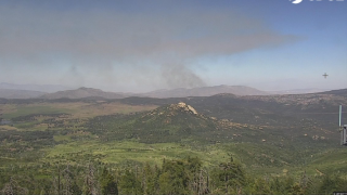 A fire has grown to150 acres in the Agua Caliente area near Julian.