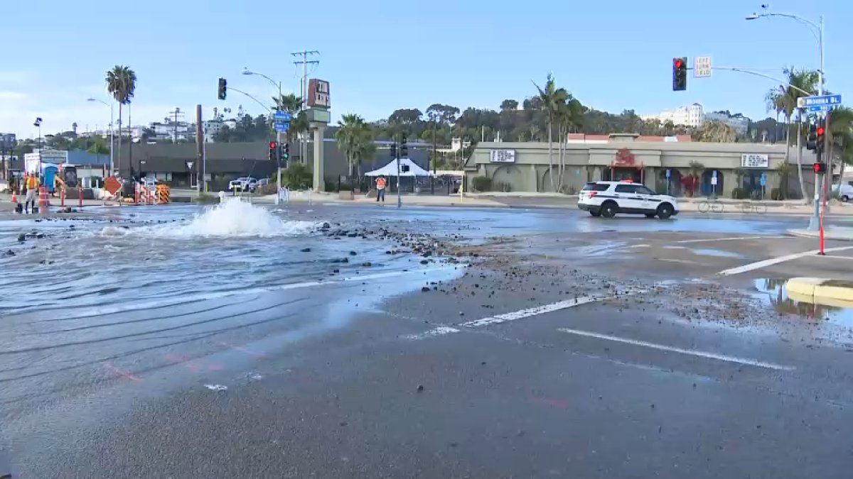 Morena Boulevard near Linda Vista partially closed after water main