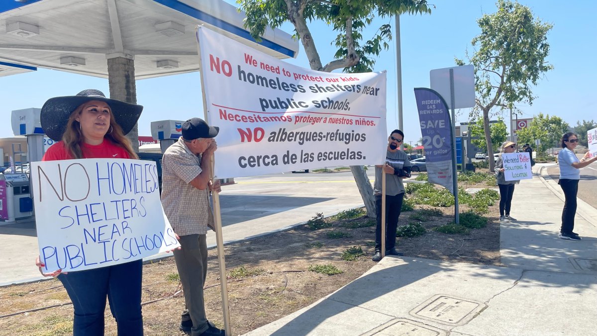 Spring Valley protesters call on San Diego County to scrap homeless ...