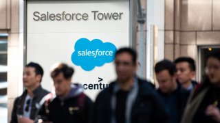 Pedestrians near Salesforce Tower in San Francisco, California, on Wednesday, Jan. 25, 2023.