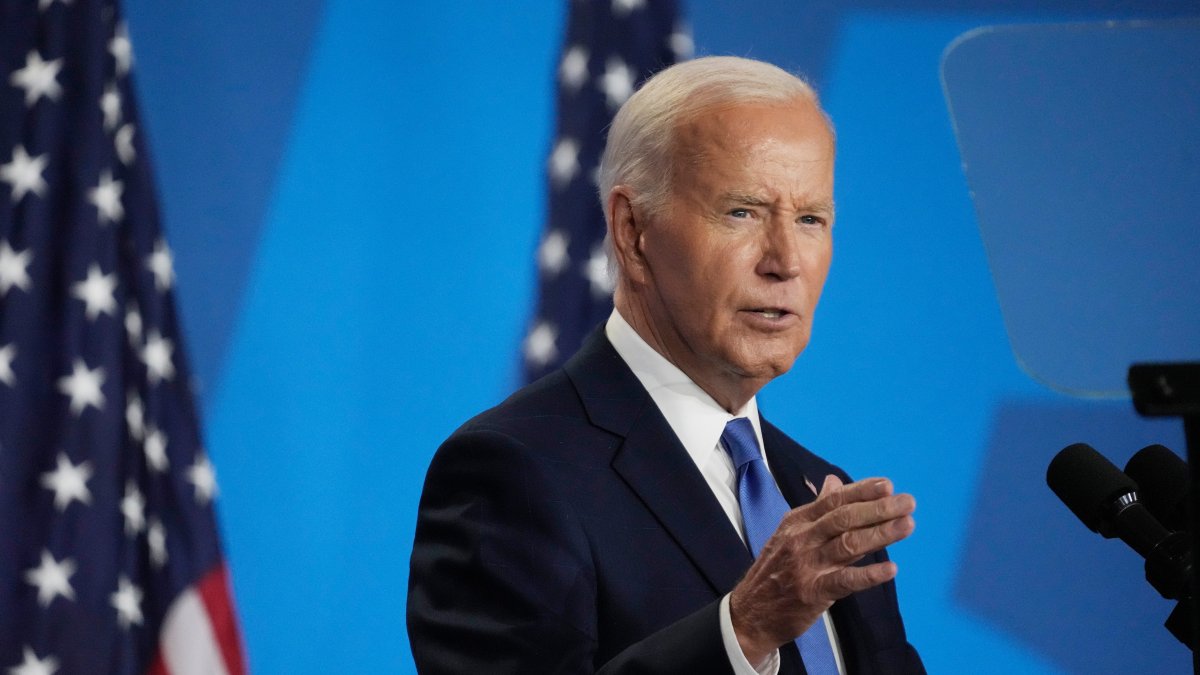 Biden world braces for the possibility that the president steps aside