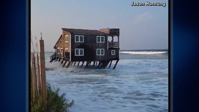 Video shows moment house collapses into the ocean