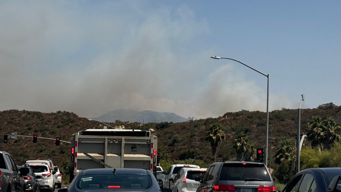 Spring Valley brush fire stopped at 20 acres, all evacuations lifted ...