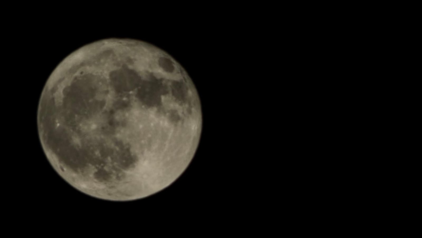 Telemundo 20's digital producer Rafael Colorado shared a photo of the moon from Tijuana. Aug. 19, 2024. (Rafael Colorado)