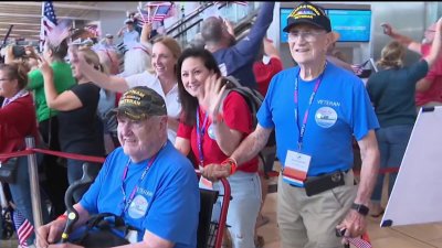 Honor Flight San Diego veterans return home after visit to Washington D.C.