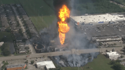 Massive pipeline fire forces evacuations near Houston