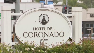 Union workers at Hotel Del Coronado deciding on whether to authorize a strike