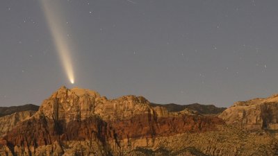 2 comets from the Oort Cloud can be seen in October