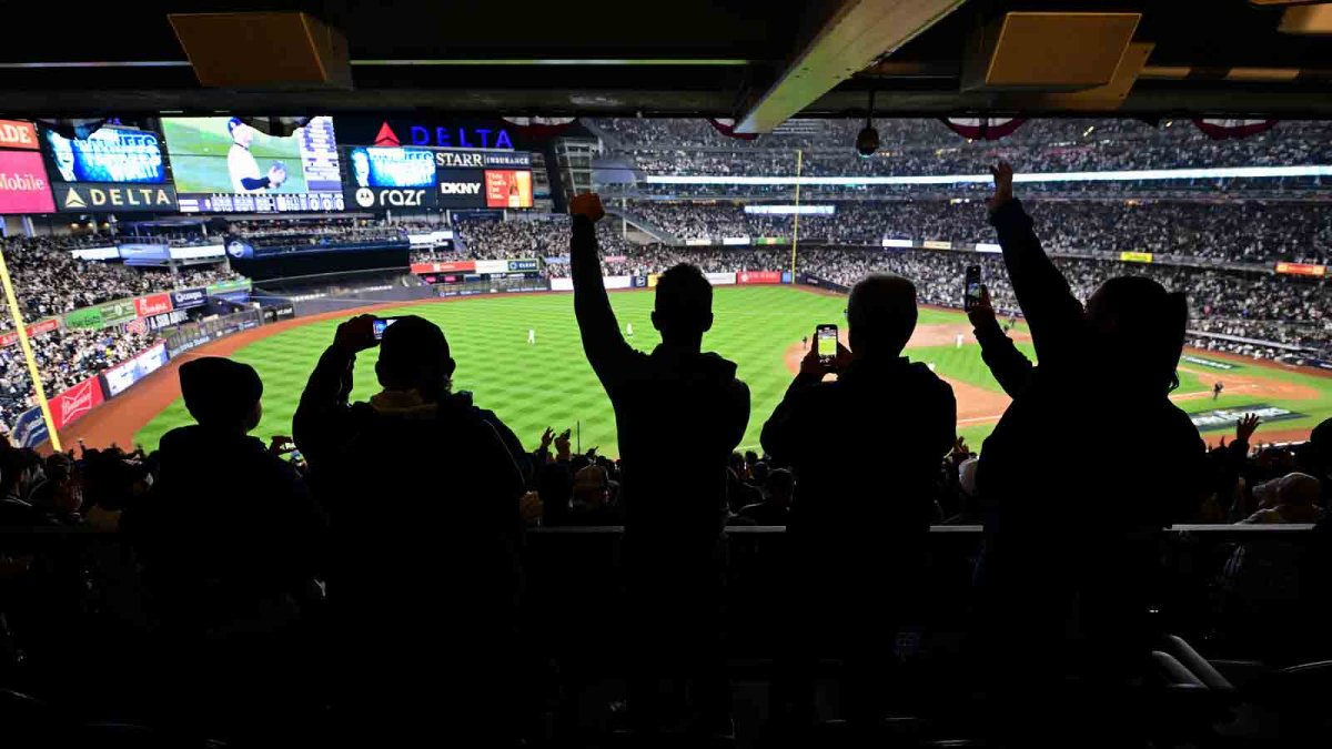 World Series ticket prices increase after Yankees’ Game 4 victory NBC