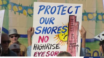 Group protests plans for high rise in Pacific Beach