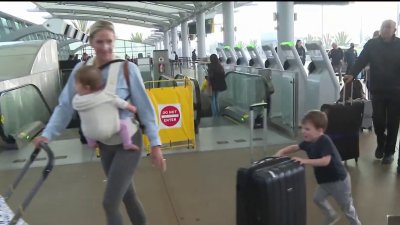 Millions on the move for Thanksgiving travel rush