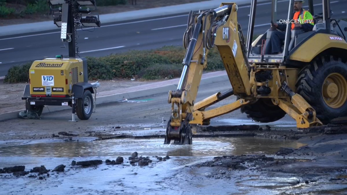 Possible sinkhole closes part of Melrose Drive in Oceanside – NBC 7 San ...