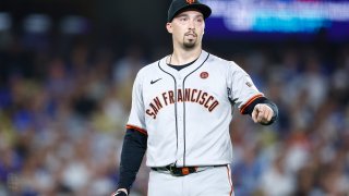 LOS ANGELES, CALIFORNIA – JULY 22:  Blake Snell #7 of the San Francisco Giants throws against the Los Angeles Dodgers in the fourth inning at Dodger Stadium on July 22, 2024 in Los Angeles, California.  (Photo by Ronald Martinez/Getty Images)