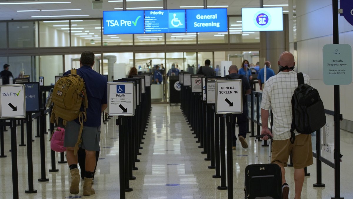 TSA to allow some without plane tickets to access gates, including in San Diego