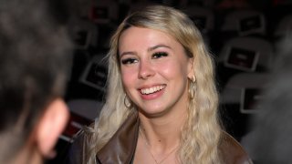 ‘Hawk tuah girl’ Hailey Welch’s crypto launch draws scrutiny – NBC 7