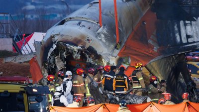 179 dead after plane crash in South Korea