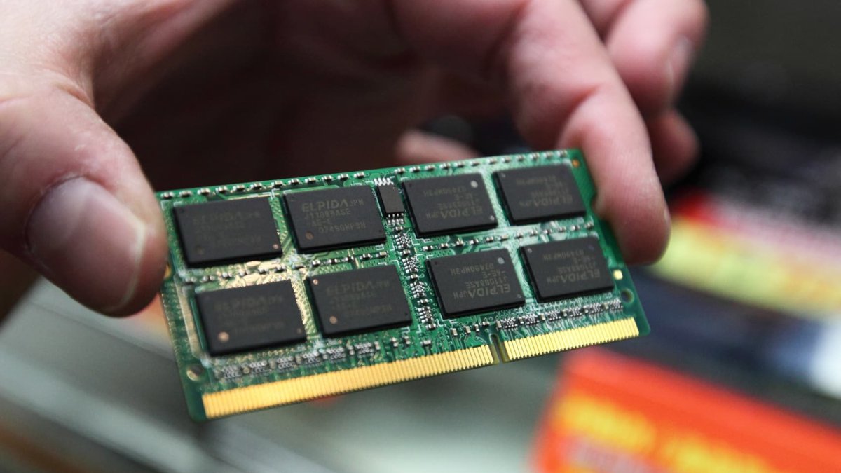 Wall Street Tech Rout Japan chip stocks extend losses as DeepSeek worries fuel Wall Street ...