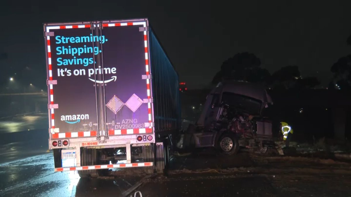 Right lanes blocked on northbound I-15 in Mission Valley due to semi ...
