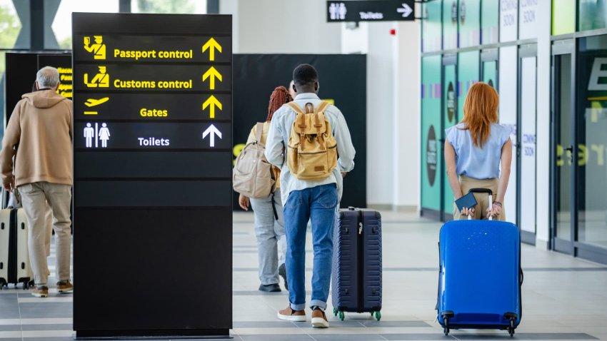 [CNBC] Fewer international tourists are visiting the U.S. — economic losses could be ‘staggering,’ researchers estimate