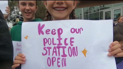 San Diegans hold rally in Carmel Valley to save SDPD's Northwestern Division