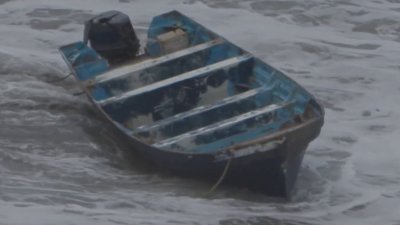 Al menos tres personas fallecidas tras volcar una panga en Del Mar